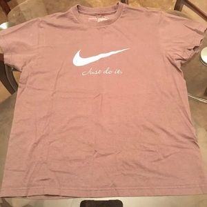 Nike t-shirt